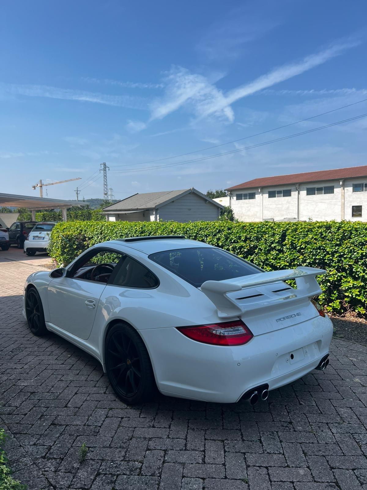 Porsche 911 Carrera 4S Coupé 997