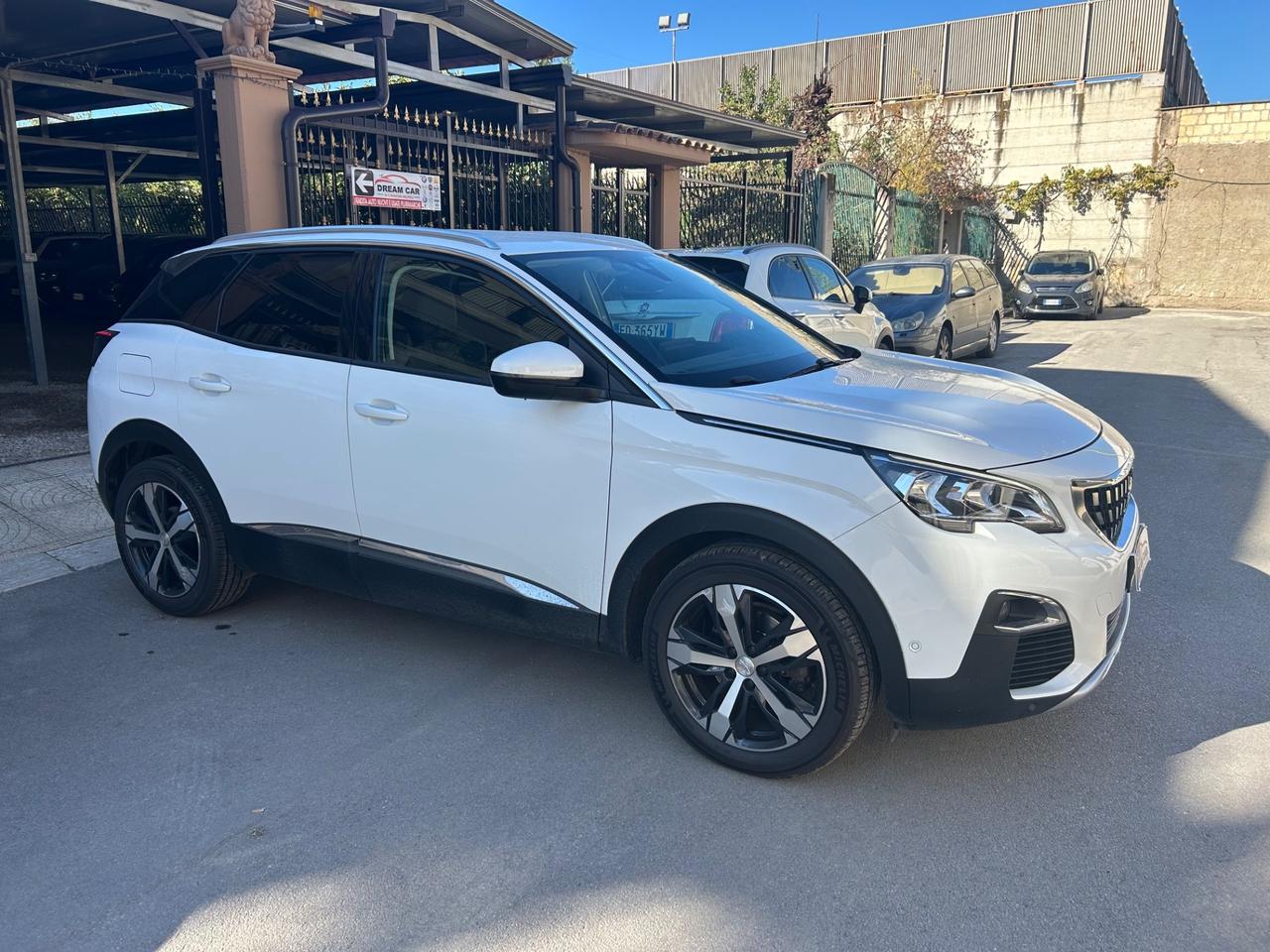 Peugeot 3008 BlueHDi 120 S&S EAT6 Allure