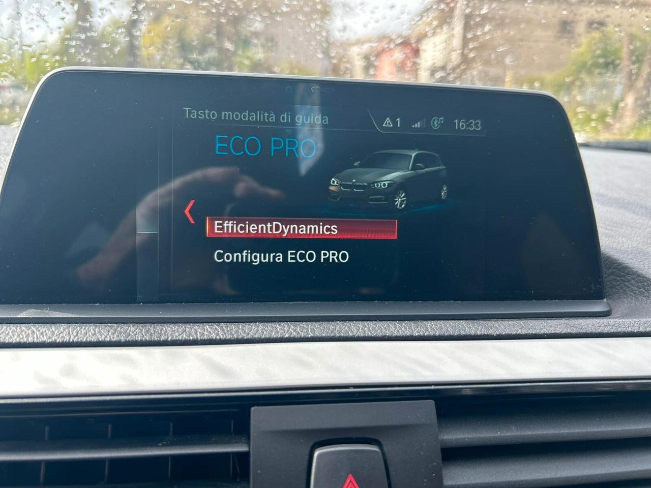 Bmw 116 116d 5p. Efficient Dynamics Urban