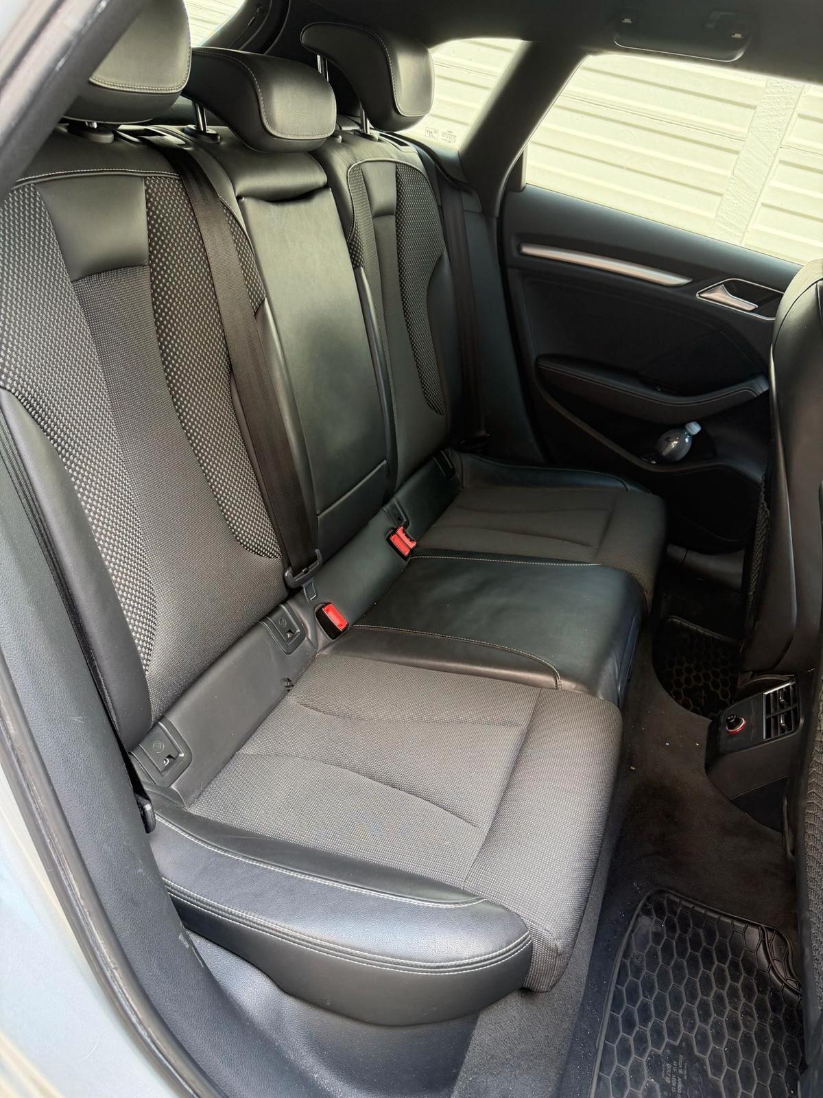 Audi A3 SPB 1.8 TFSI S tronic Ambition 5porte pachetto S-line