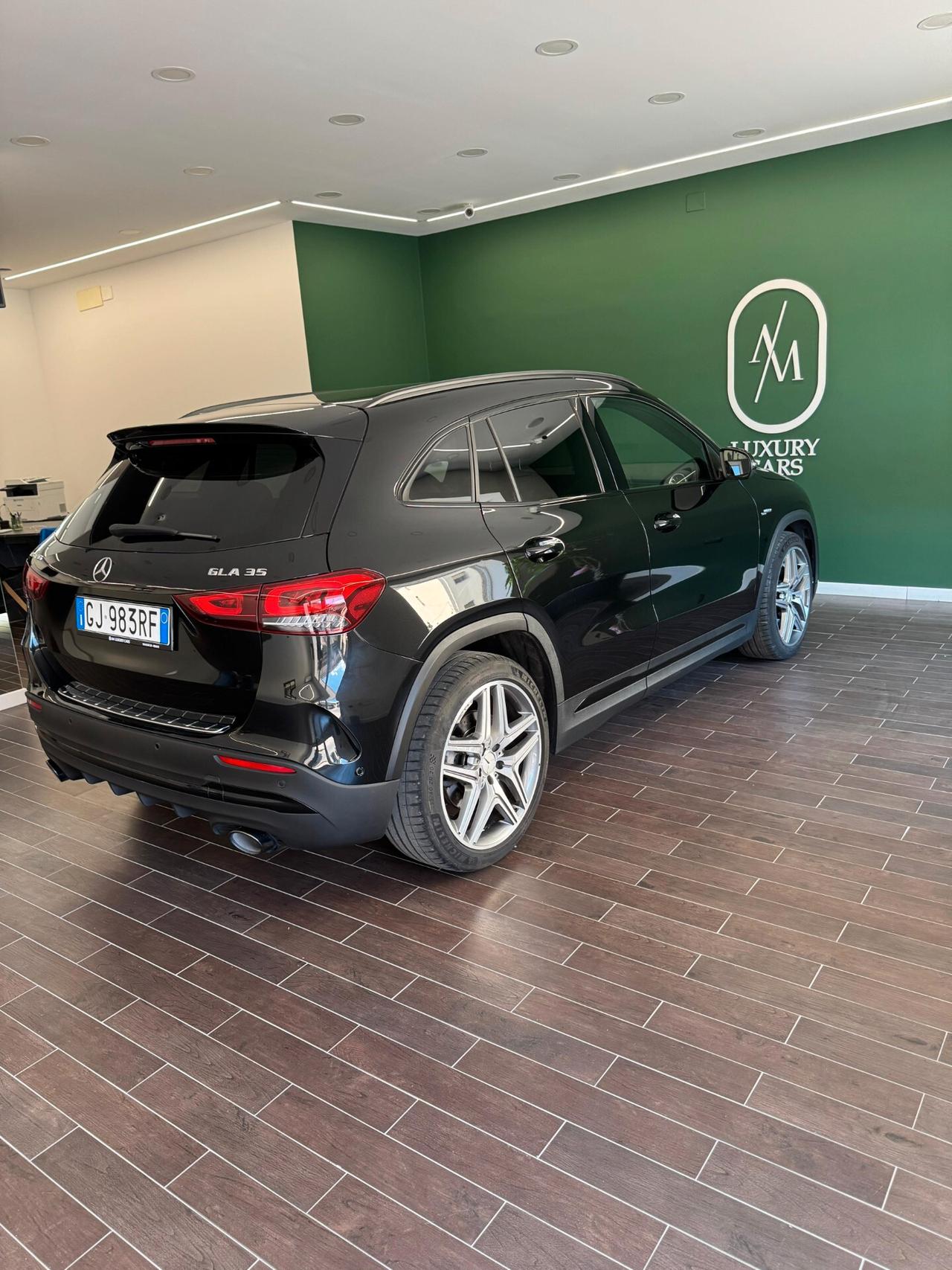 Mercedes-benz GLA 45 AMG GLA 35 4Matic AMG