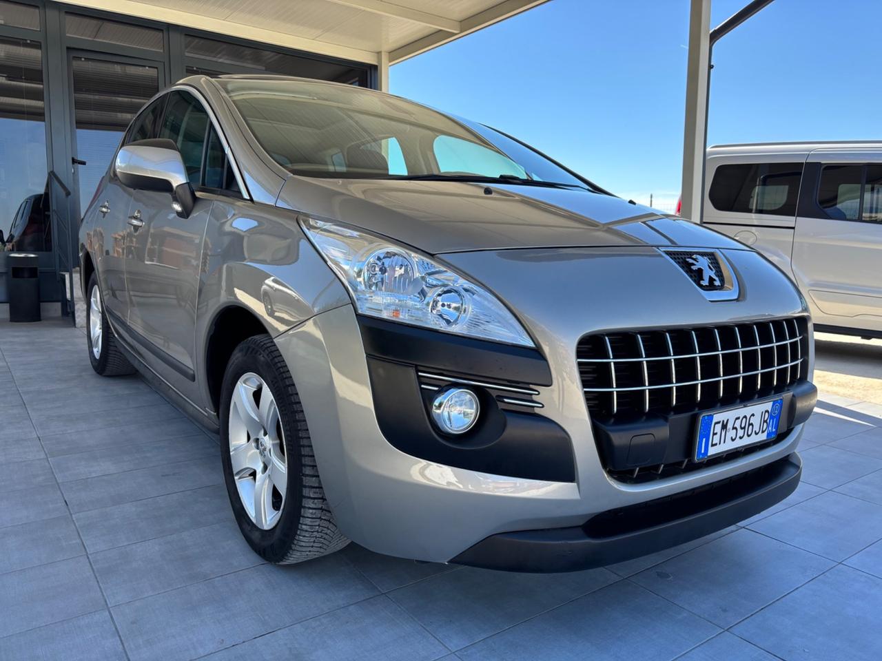Peugeot 3008 1.6 HDi 112CV Allure