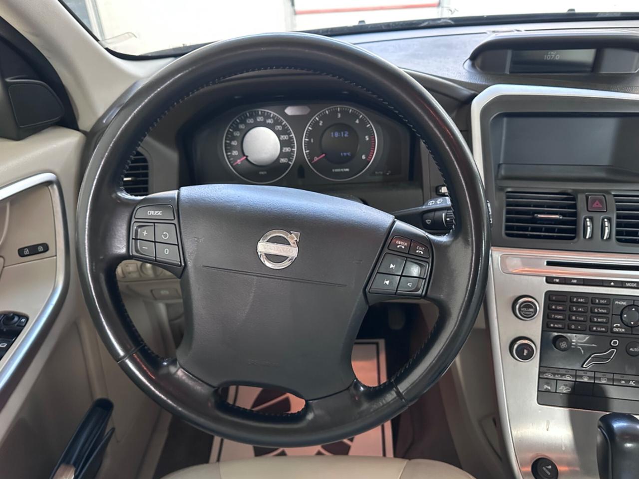 Volvo XC 60 XC60 2.4 D Momentum