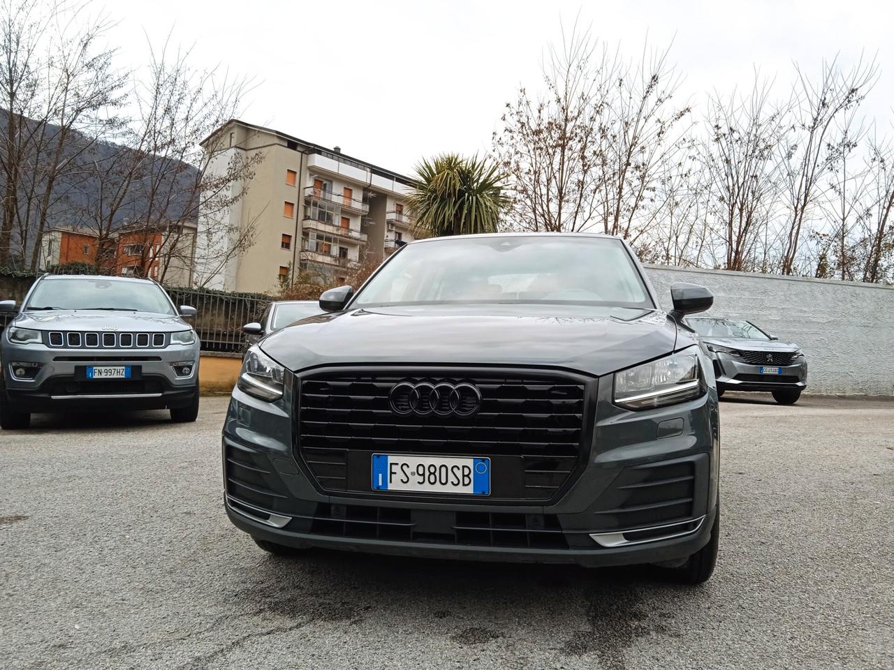 Audi Q2 / 1.6 TDI S tronic Admired