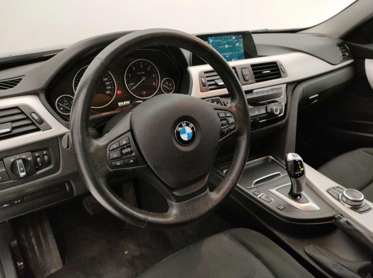 Bmw 320 320d xDrive Touring Business Advantage