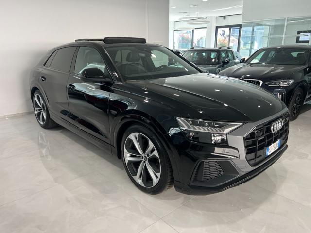 AUDI Q8 50 TDI 286 CV quattro tiptronic Sport S line Full