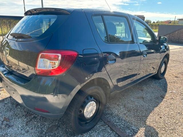 Dacia Sandero 1.2 75CV