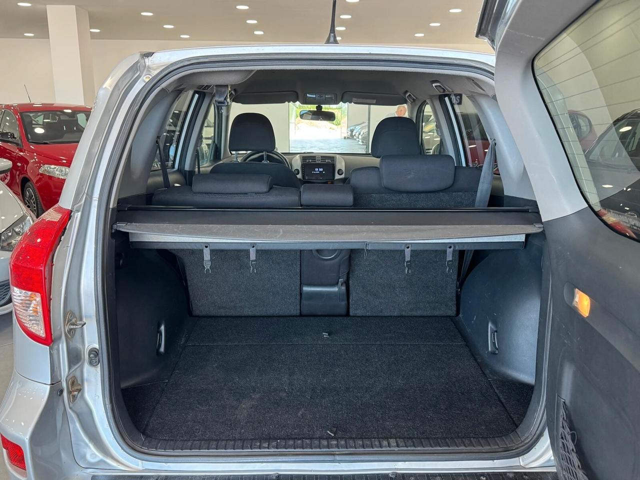 Toyota RAV 4 RAV4 2.2 D-4D 136 CV DPF Luxury