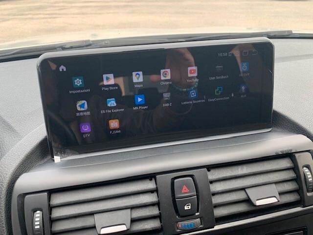 Bmw 118 118d 5p. Urban