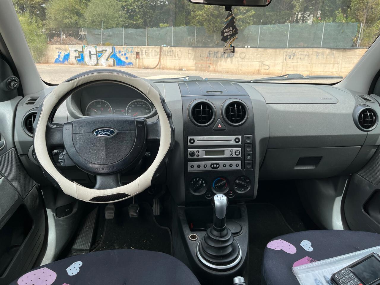 Ford Fusion 1.4 TDCi 5p. Collection