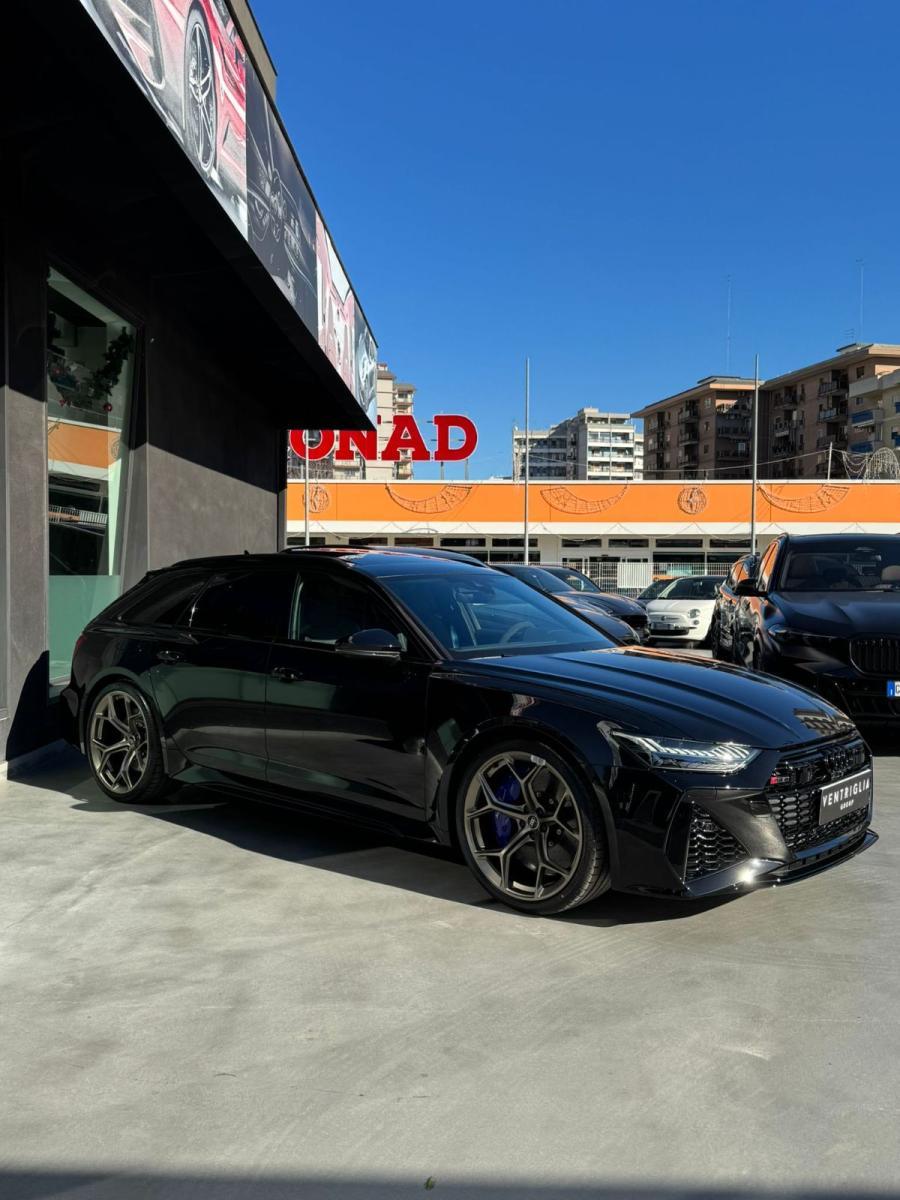 AUDI RS6 Avant 4.0performance KM ZERO 01/2025