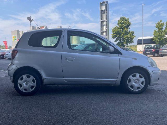 TOYOTA Yaris 1.0i 16V cat 3P. Sol Neopatentati