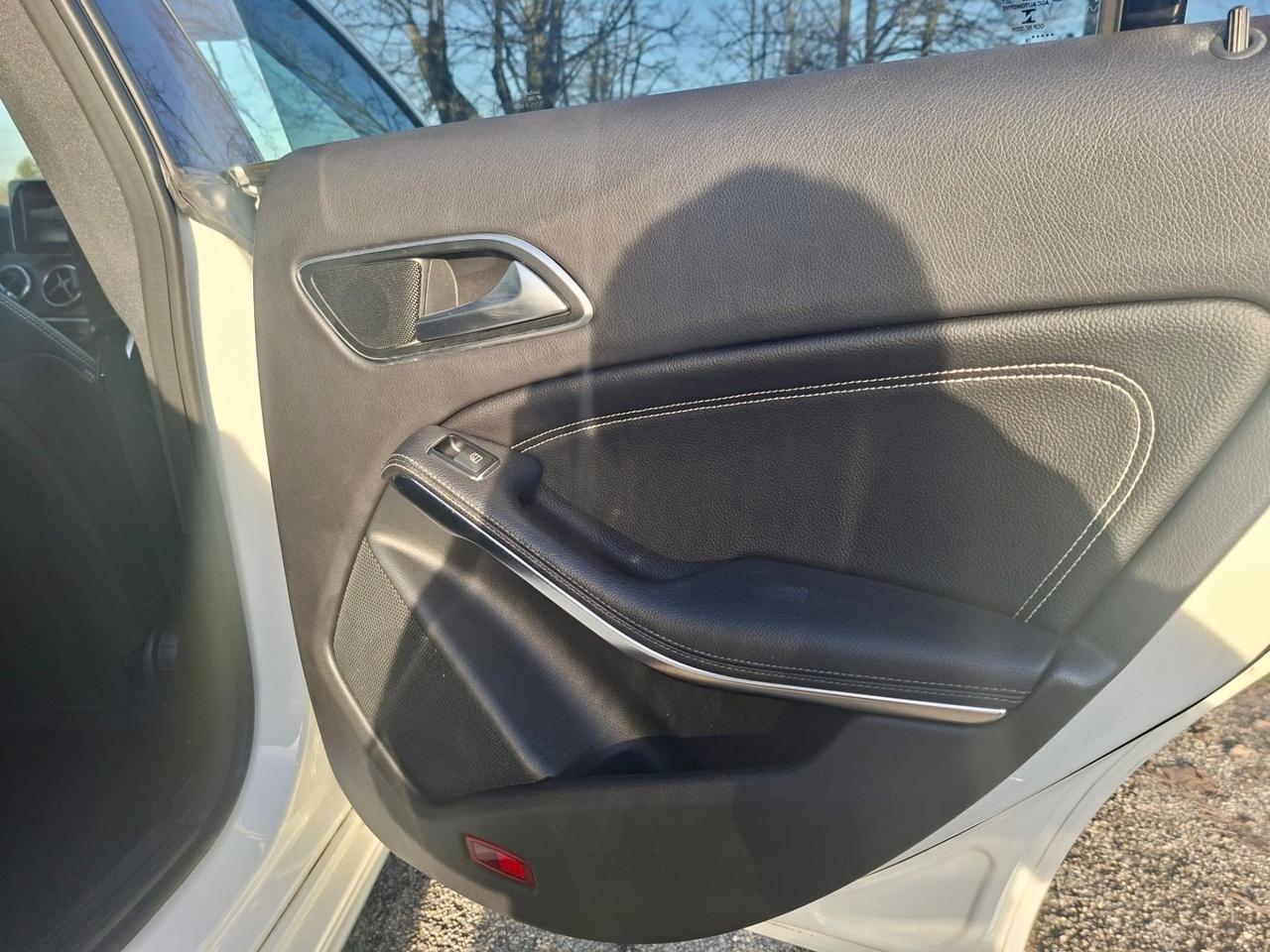 Mercedes CLA 180 d S.W. Aut. PREMIUM euro 6b