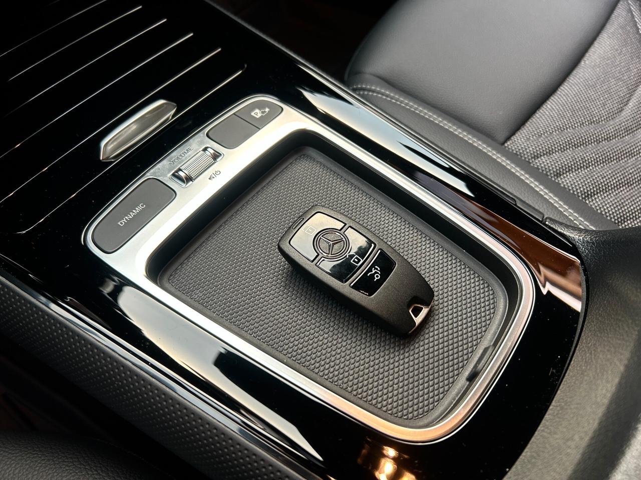 Mercedes-benz GLA 180d Automatic Progressive 2024