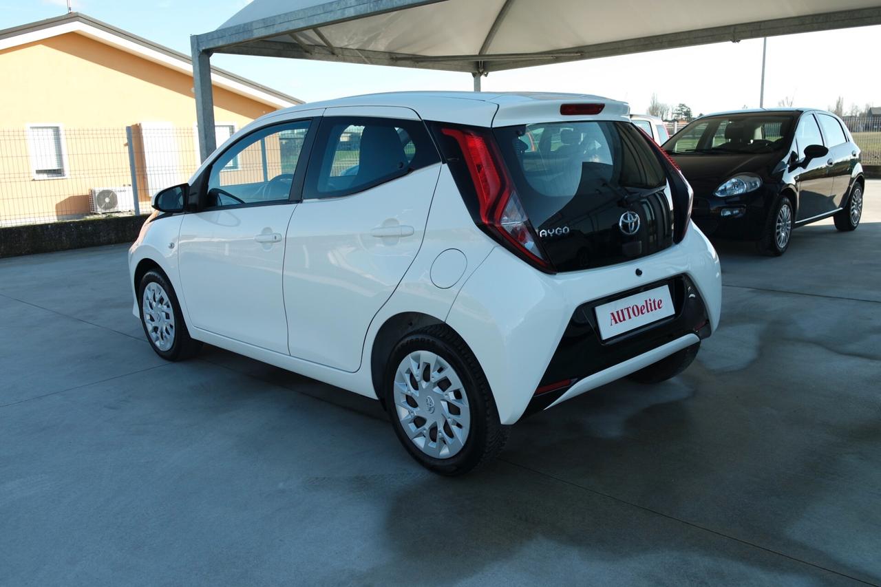 Toyota Aygo 1.0 VVT-i 72 CV 5 porte x-business