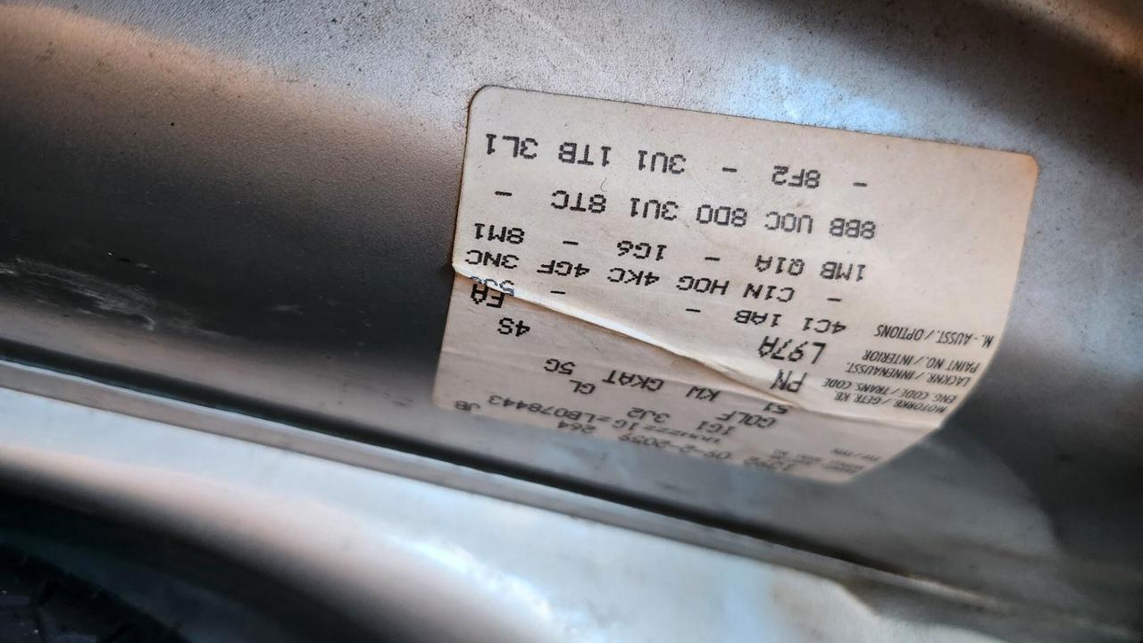 Volkswagen Golf 1600 cat 5 porte GL