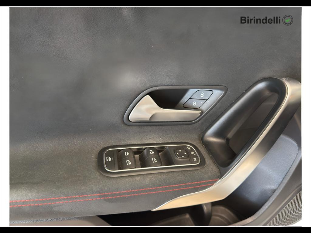 Mercedes-Benz Classe A (W177) - A 180 d Automatic Premium