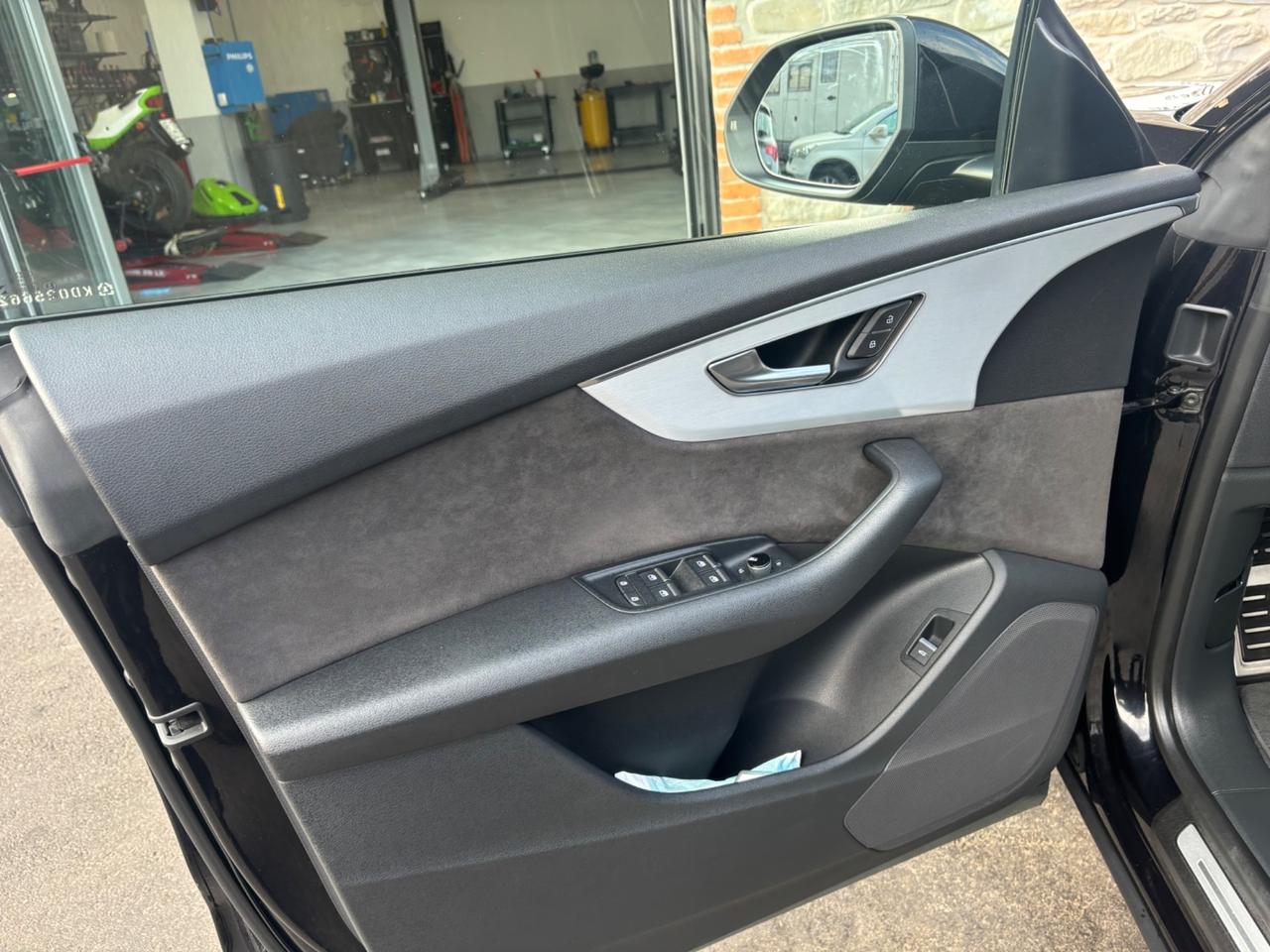 Audi Q8 50 TDI 286 CV quattro tiptronic S-LINE