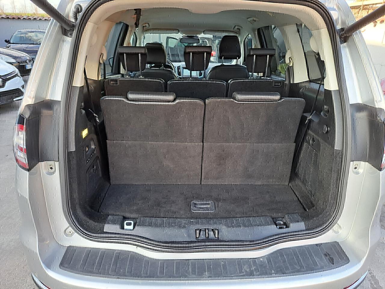 Ford Galaxy 2.0 TDCi 150CV Powershift Titanium 7 Posti