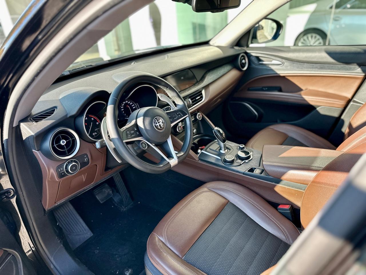 Alfa Romeo Stelvio 2.2 Turbodiesel 210 CV AT8 Q4 Super