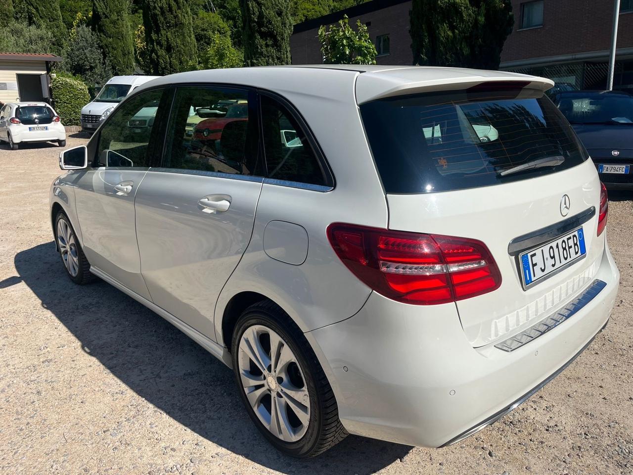 Mercedes-benz B 200 d Automatic Premium