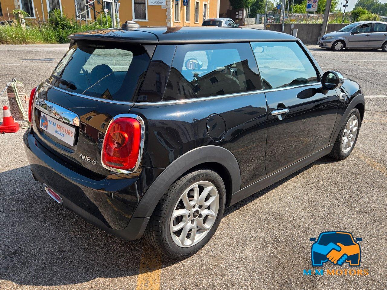 Mini 3 Porte One D 1.5 D