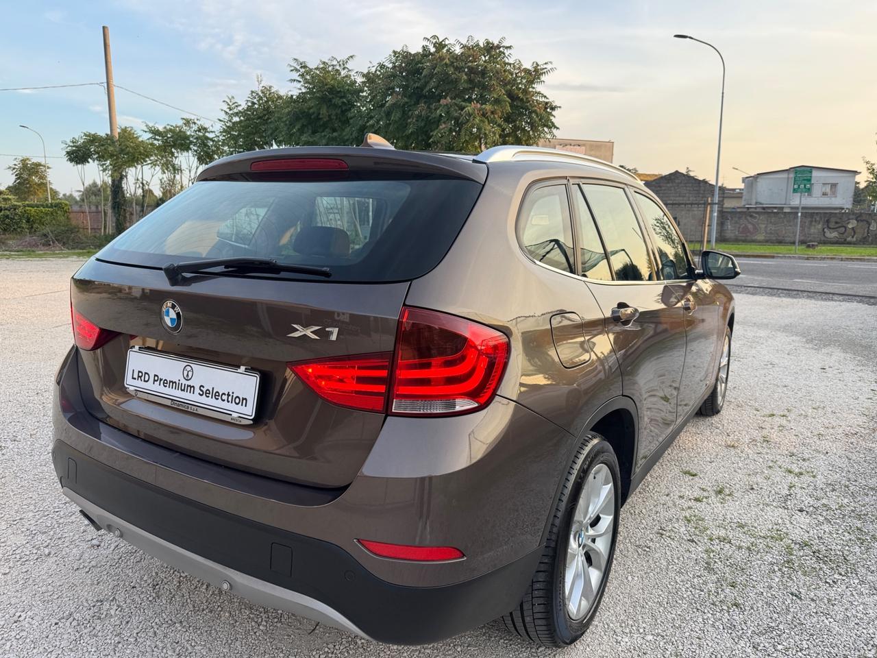 Bmw X1 xDrive18d X Line Navi+bixenon+Top