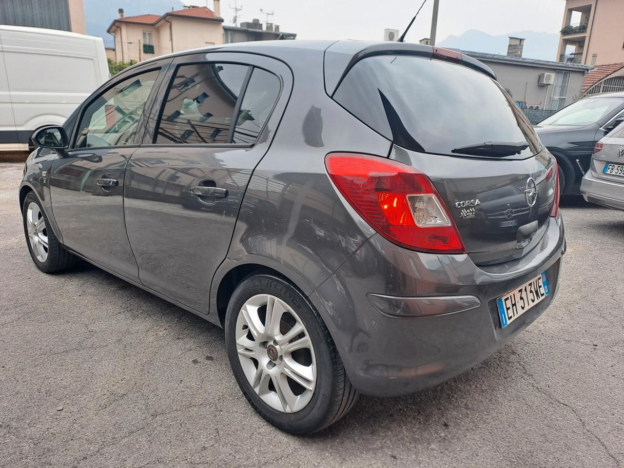 OPEL CORSA 1.2 BENZINA *OK NEOPATENTATI* E5