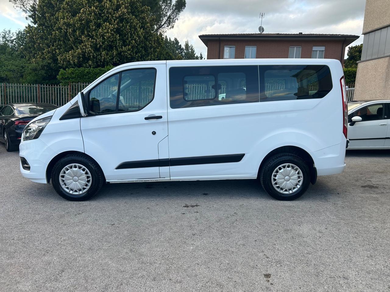 Ford Transit Custom 320 2.0 TDCi 9 Posti 2019