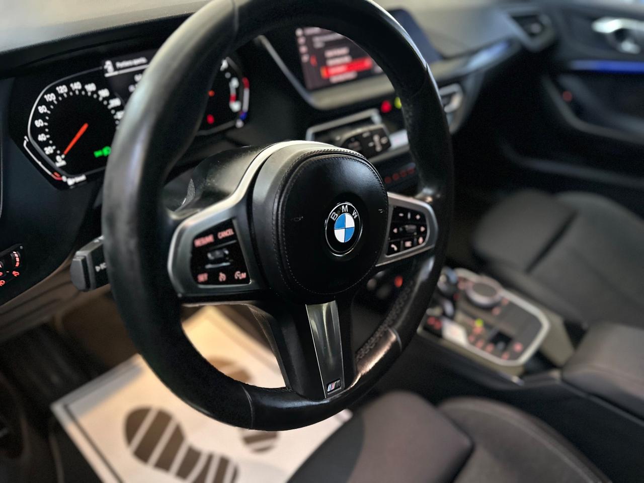 Splendida Bmw 116 Msport/2020/automatic/full optional