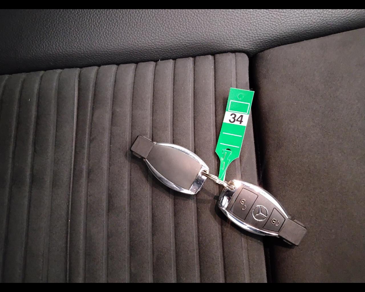 Mercedes-Benz Classe B - T246 - B 200 d Premium Next auto