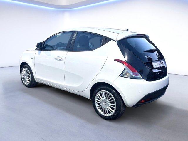 LANCIA Ypsilon 1.2 BENZ 69 CV 5 porte Silver
