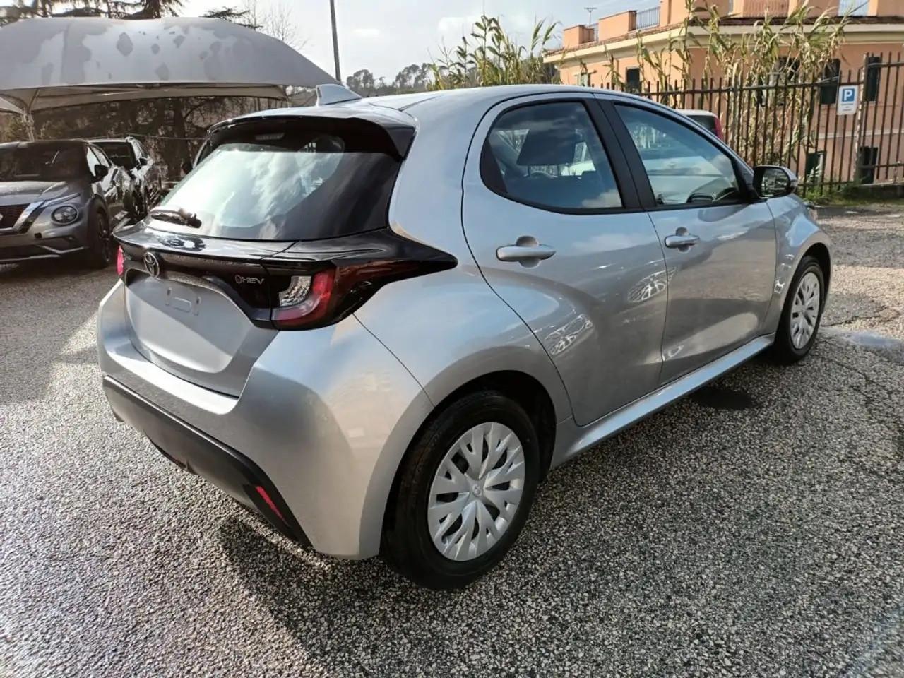 Toyota Yaris 1.5 Hybrid 5 porte Active 116cv