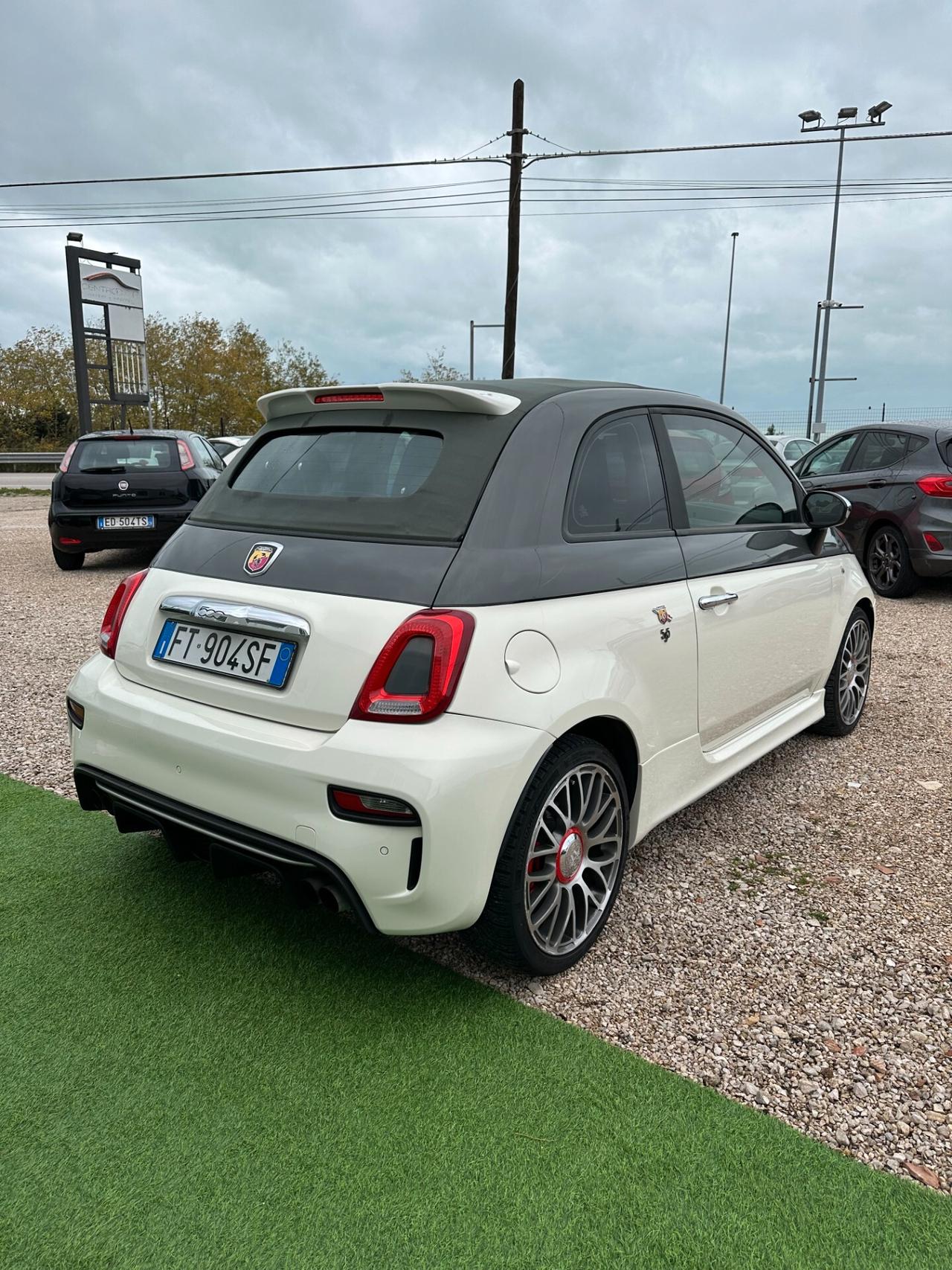 Abarth 500 C 1.4 Turbo T-Jet MTA Bicolore