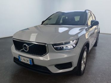 Volvo XC40 T2 Momentum Core