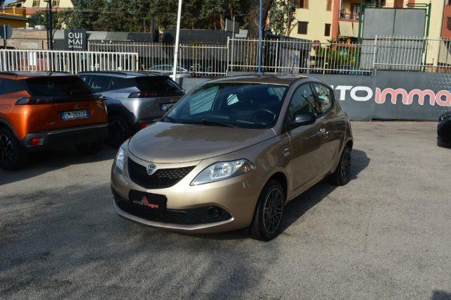 LANCIA Ypsilon 1.2 69 CV 5 porte S&S Gold