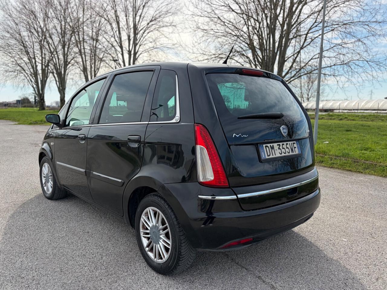 Lancia MUSA 2008 platino ok neopatentati