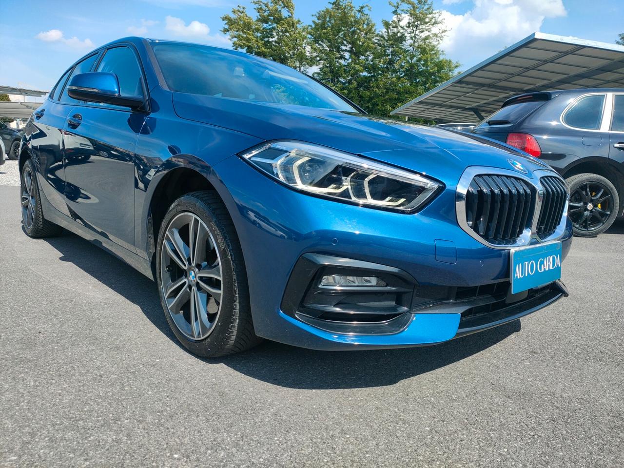 Bmw 116 116d 5p. Sport automatico neopatentati