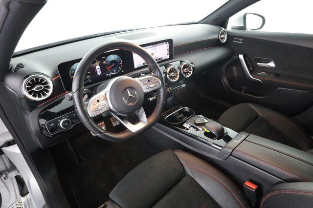 MERCEDES-BENZ A 180 A 220 Automatic 4Matic Premium