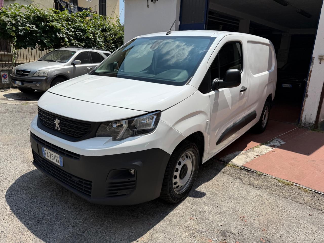 Peugeot Partner BlueHDi 130 EAT8 S&S PC Furgone Premium