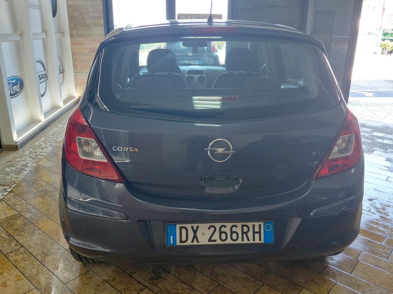 Opel Corsa 1.2 5 porte soli 118000 km