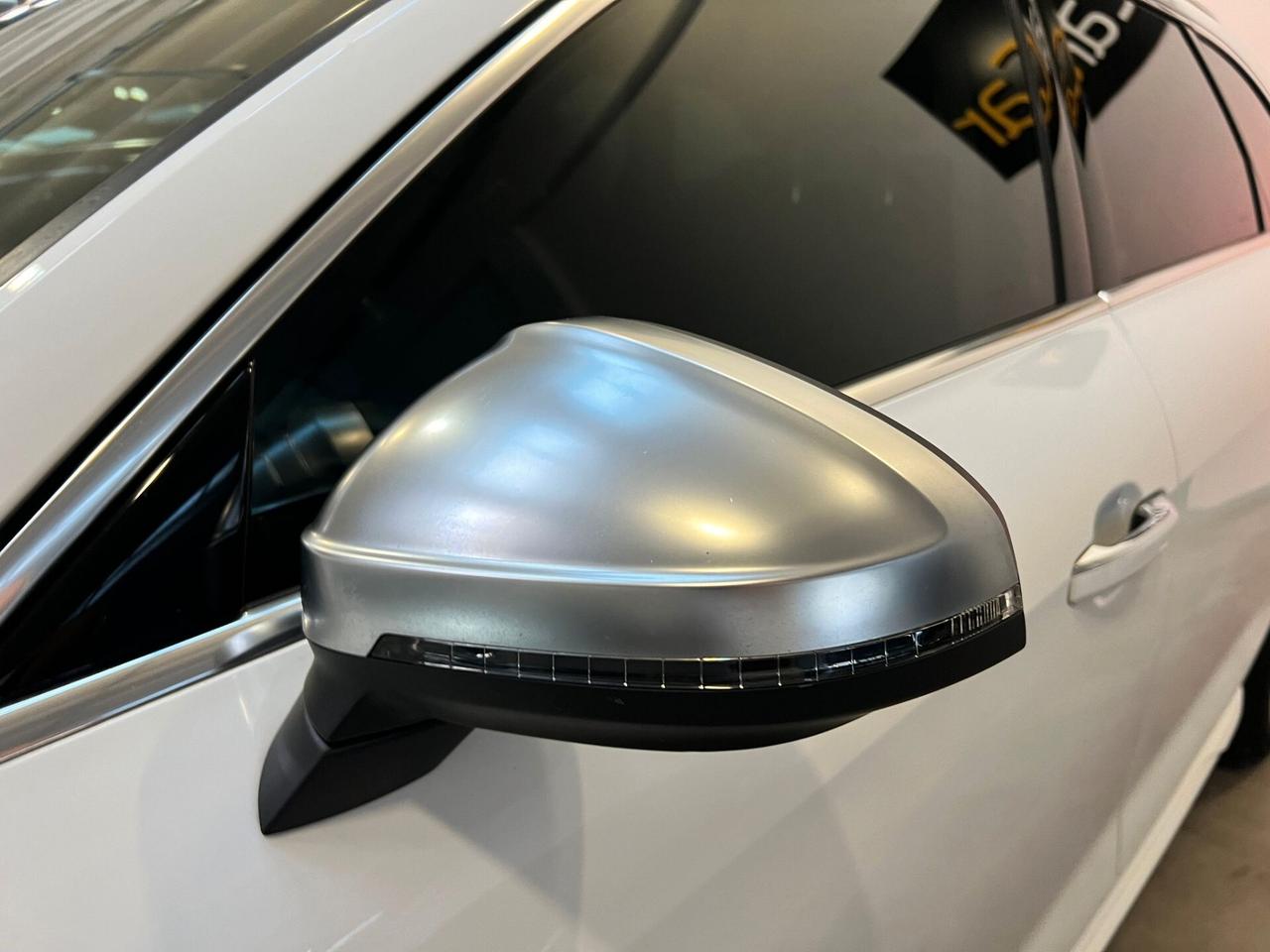 Audi A4 Avant 40 g-tron S tronic line edition