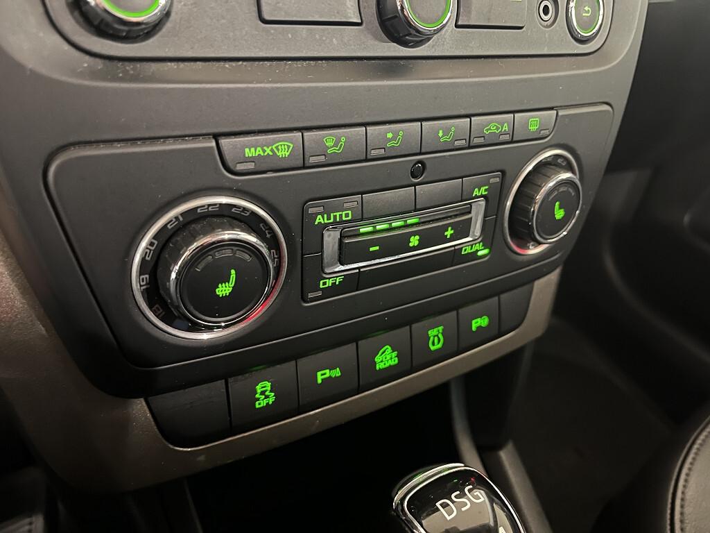Skoda Yeti Outdoor 2.0 TDI CR 140 CV DSG 4x4 Elegance