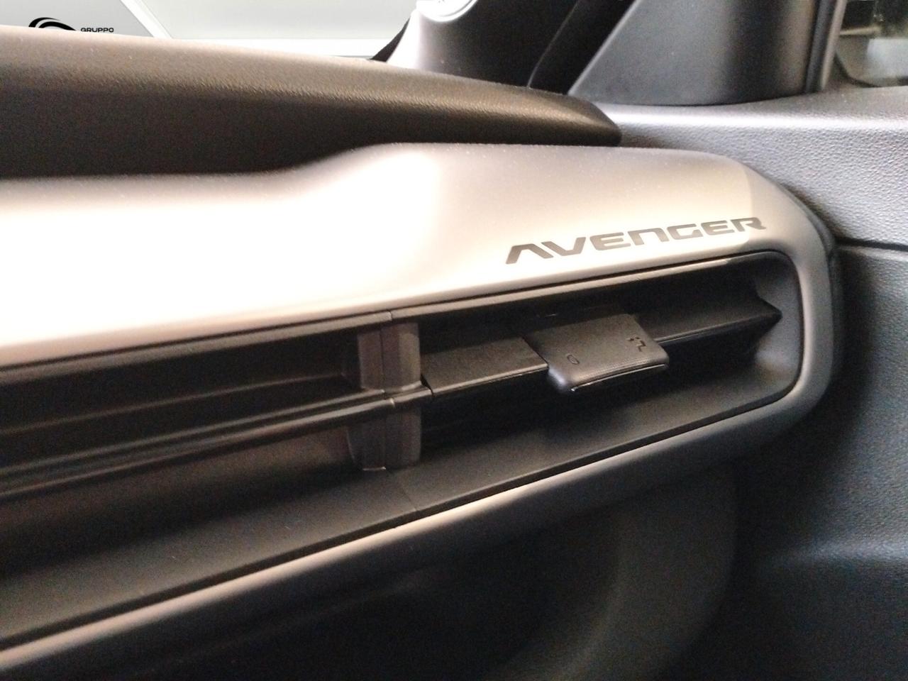 Jeep Avenger 1.2 Turbo 110 CV e-Hybrid Black Edition
