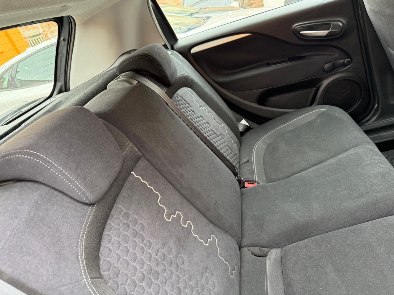 Fiat Punto 1.4 Natural Power Lounge