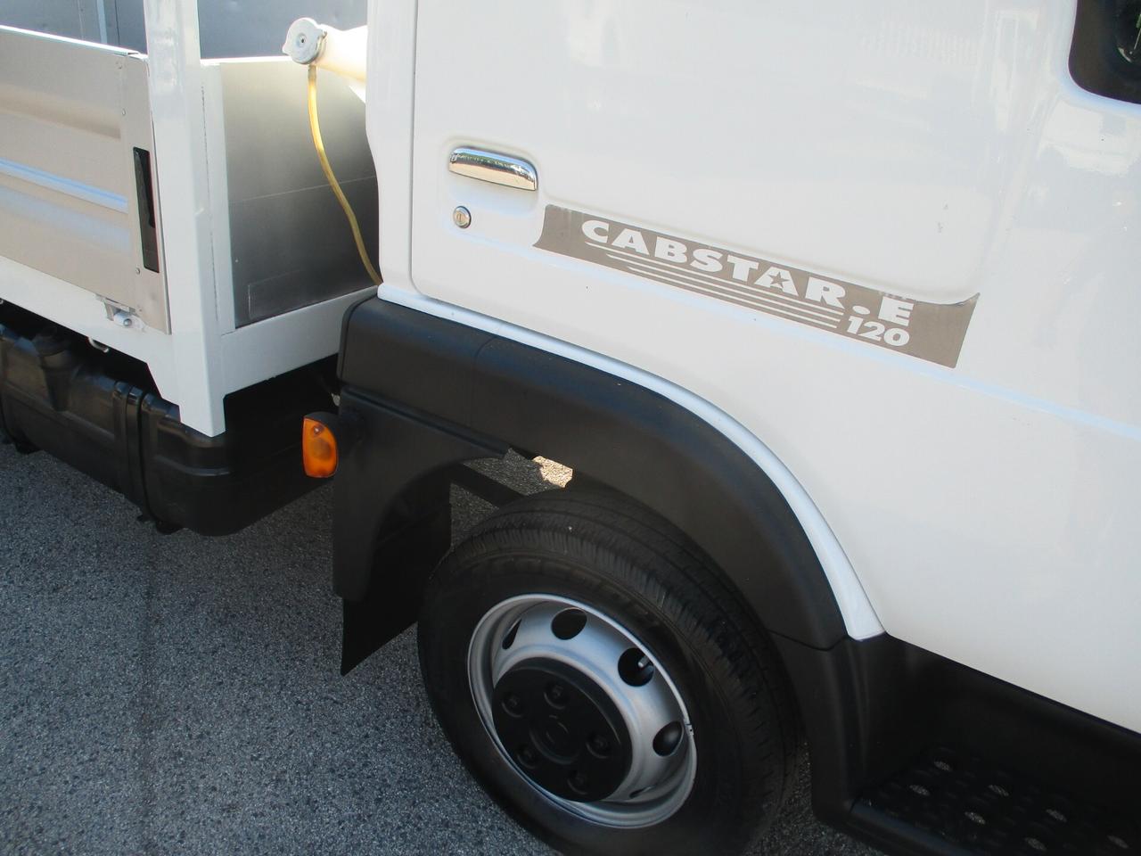 Nissan Cabstar 3000 120CV CASSONE FISSO PASSO CORTO 3.10 METRI