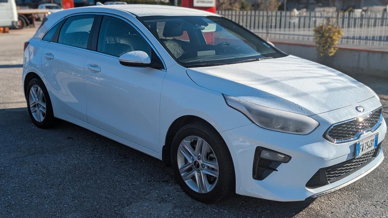 Kia Ceed 1.6 CRDi 115 CV 5p. Business Class