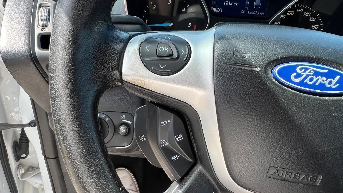FORD - Kuga 2.0 tdci Plus 4wd 140cv powershift