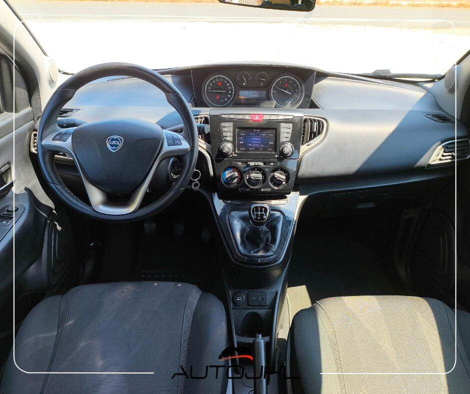 Lancia Ypsilon 1.2 69 CV 5 porte S&S Gold