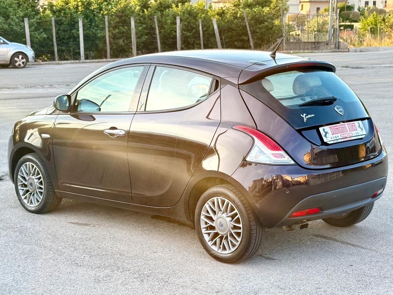 Lancia Ypsilon 1.3 MJT 95CV Platinum FULL/Pelle